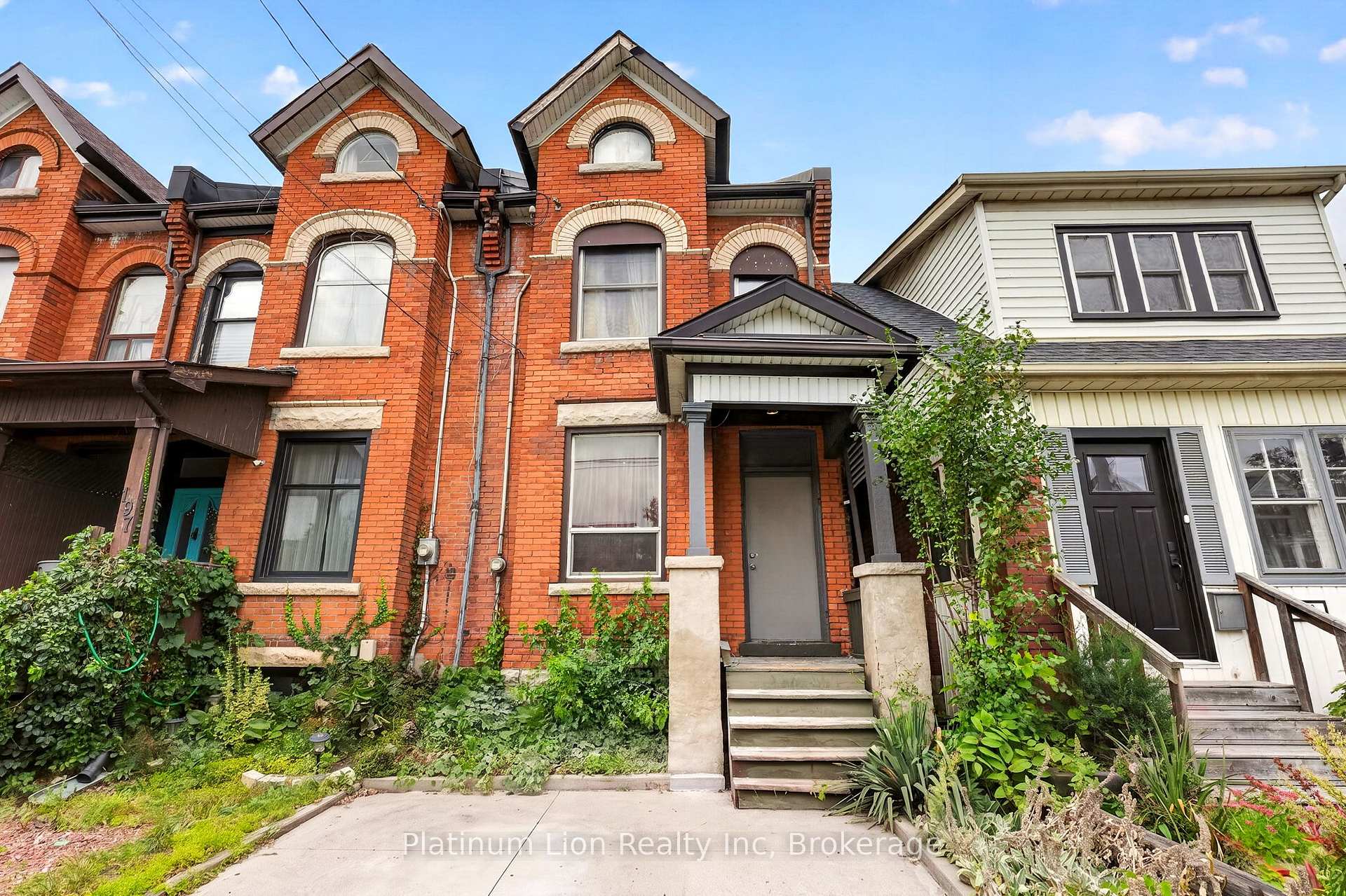 199 Locke Street N, Hamilton, ON L8R 3B1