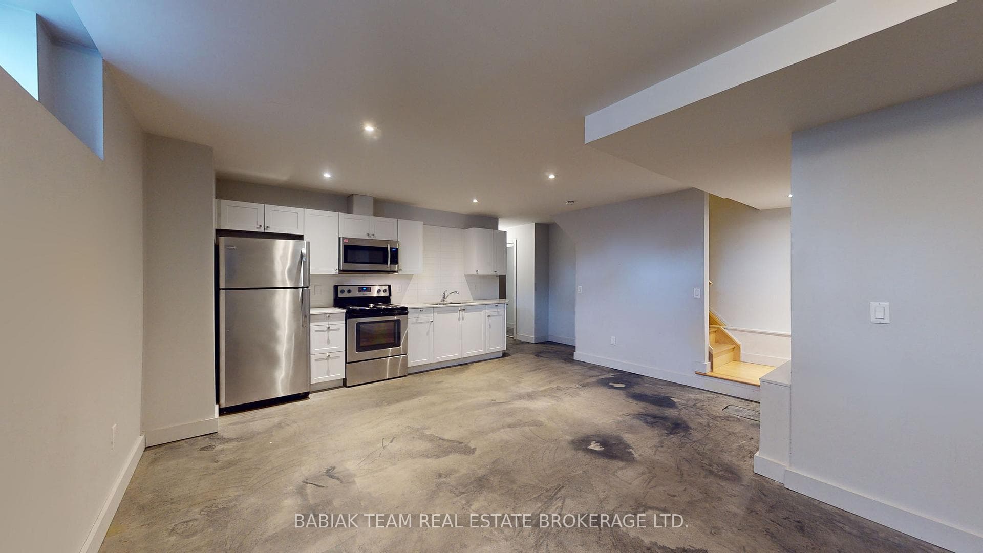 187 Jane Street B2, Toronto, ON M6S 3Y8