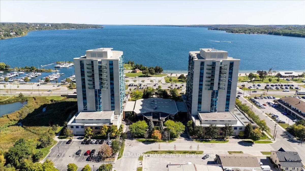 37 Ellen Street 1008, Barrie, ON L4N 6G2