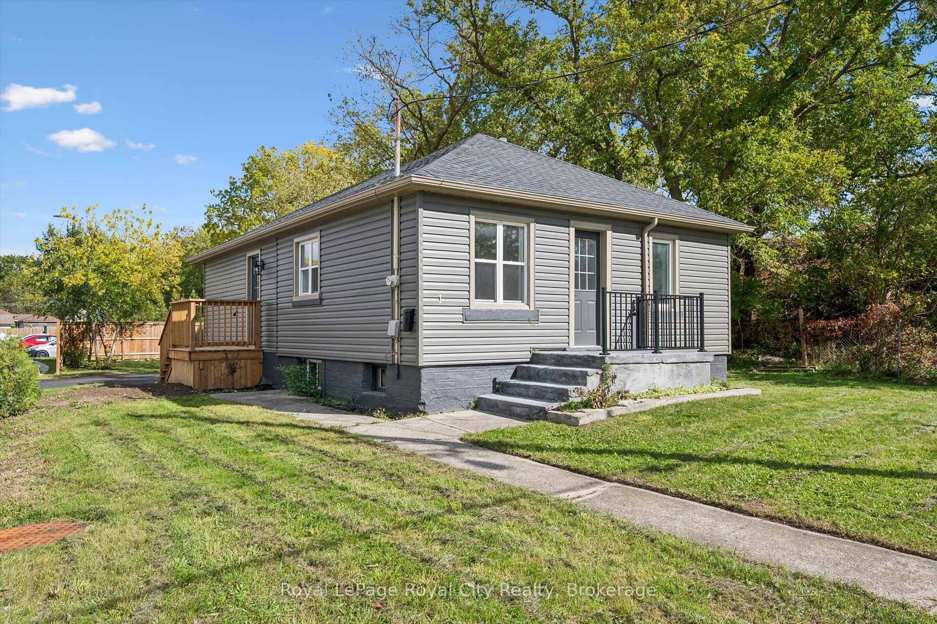 1 Stevenson Street N, Guelph, ON N1E 5A3