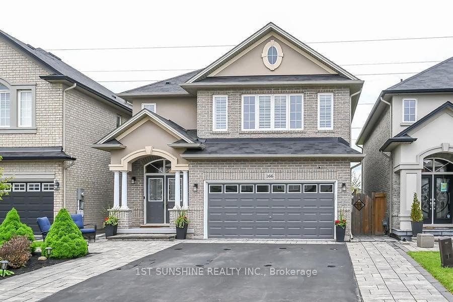 166 Irwin Avenue, Hamilton, ON L9K 0G2