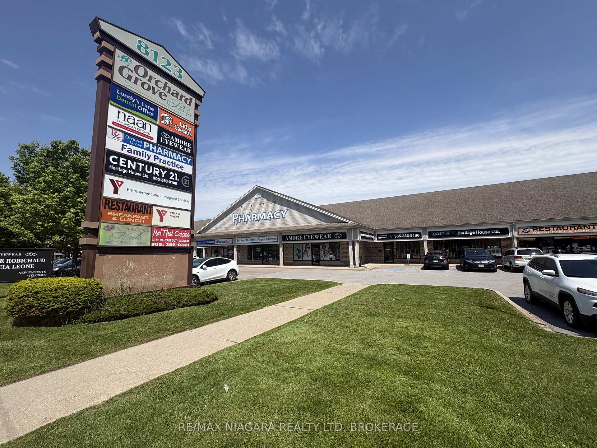8123 LUNDY'S Lane 10, Niagara Falls, ON L2H 1H3