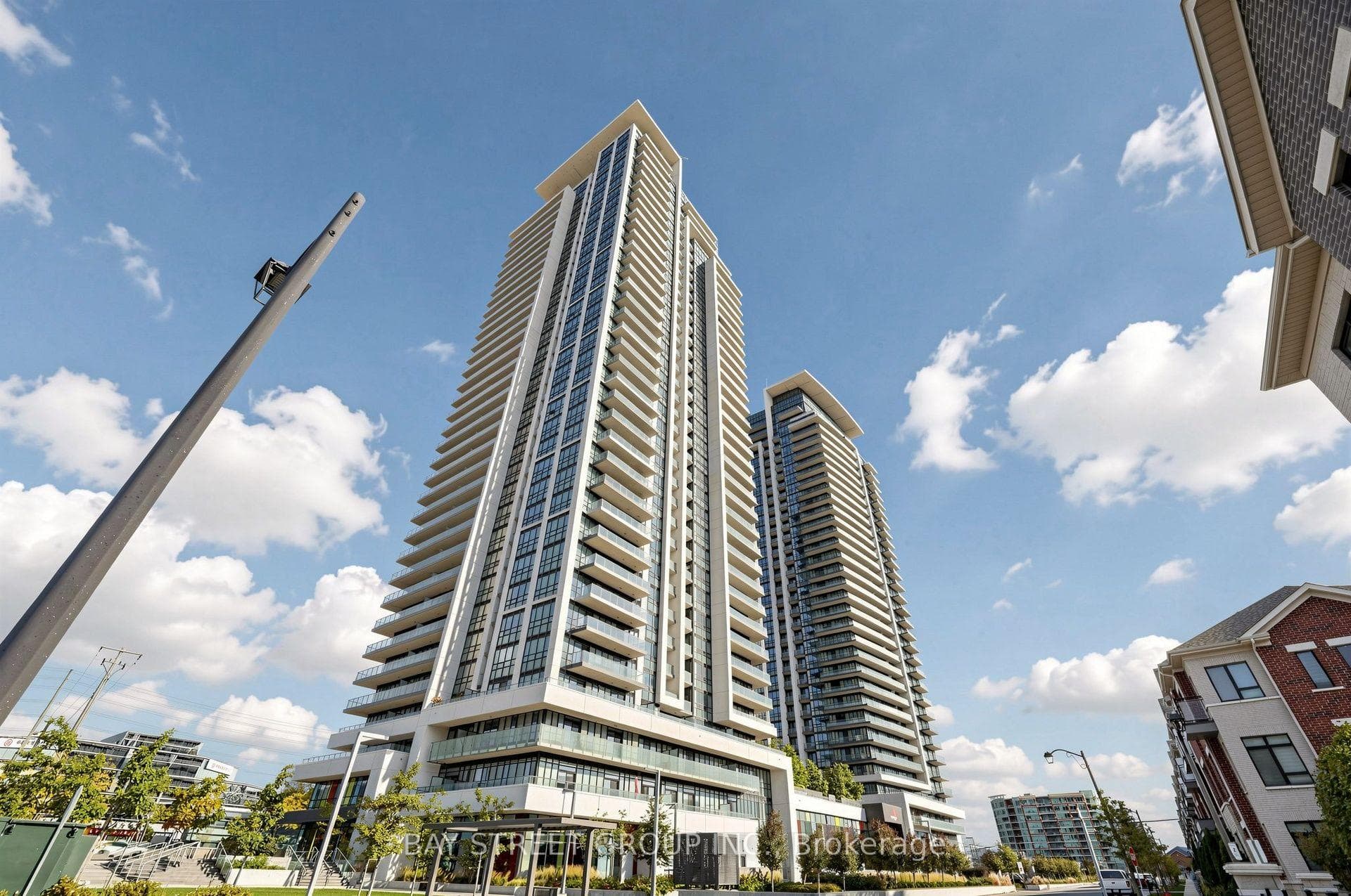 12 Gandhi Lane 2215, Markham, ON L3T 0G8