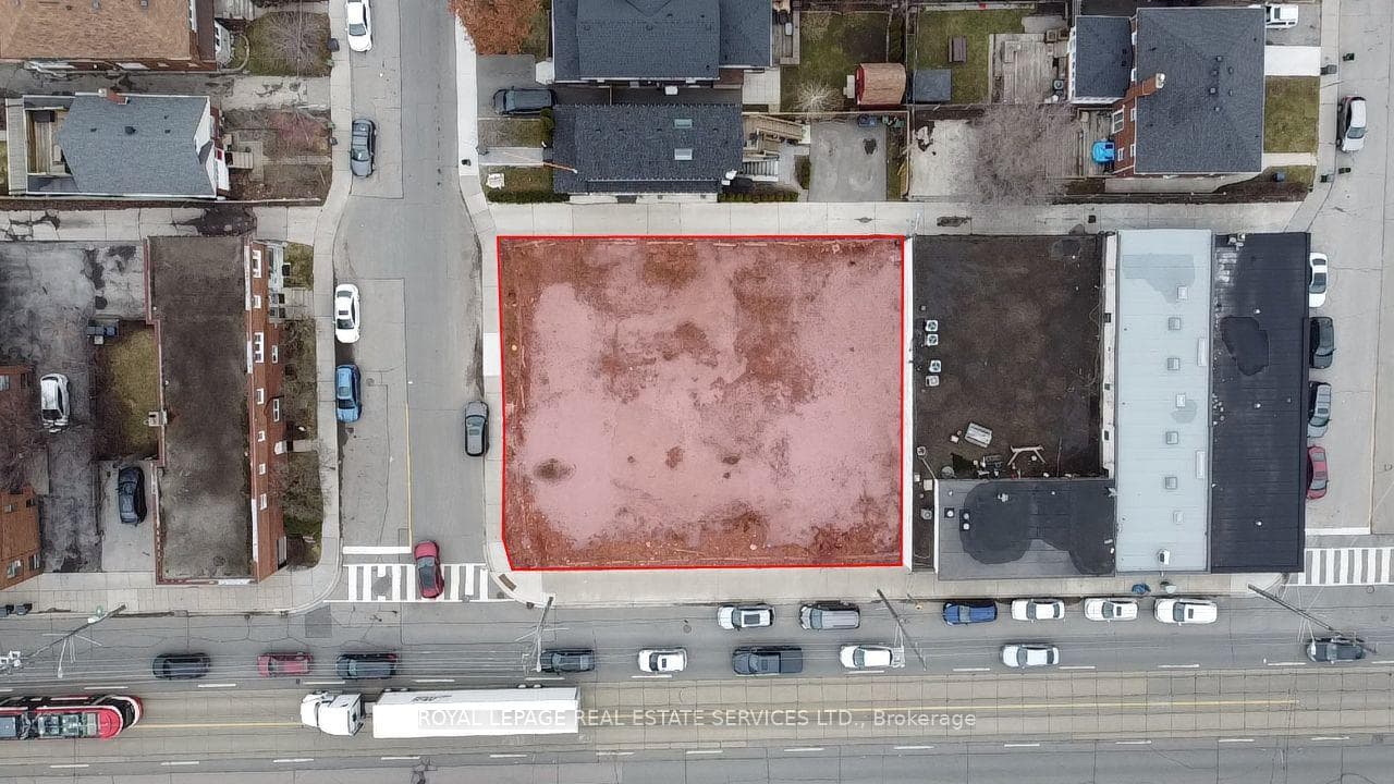 3142 Lake Shore Boulevard W, Toronto, ON M8V 1L4