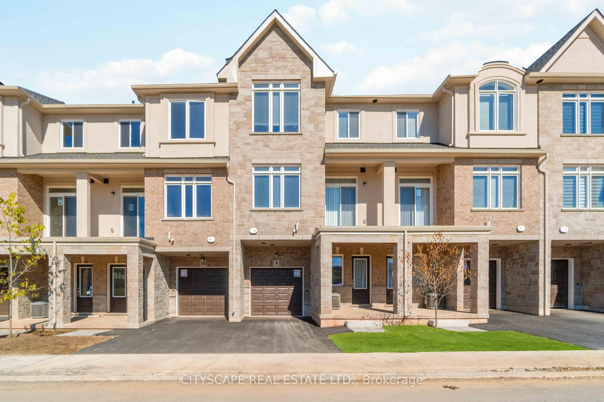 40 Zinfandel Drive 9, Hamilton, ON L8E 0L1