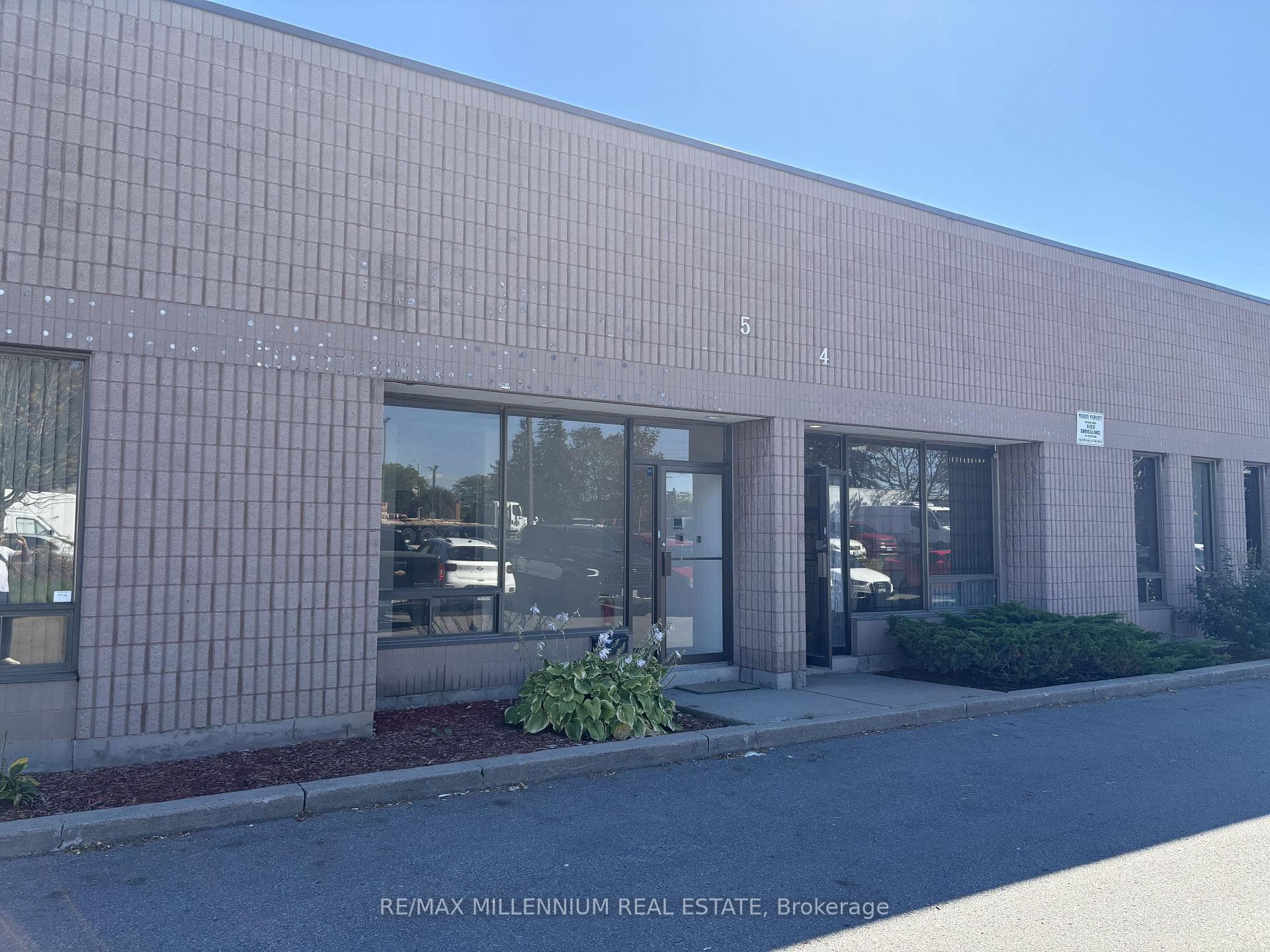 377 Mackenzie Avenue 5, Ajax, ON L1S 2E2