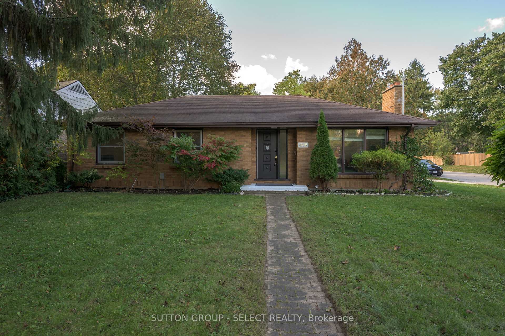 305 Stephen Street, London South, ON N6K 2N2