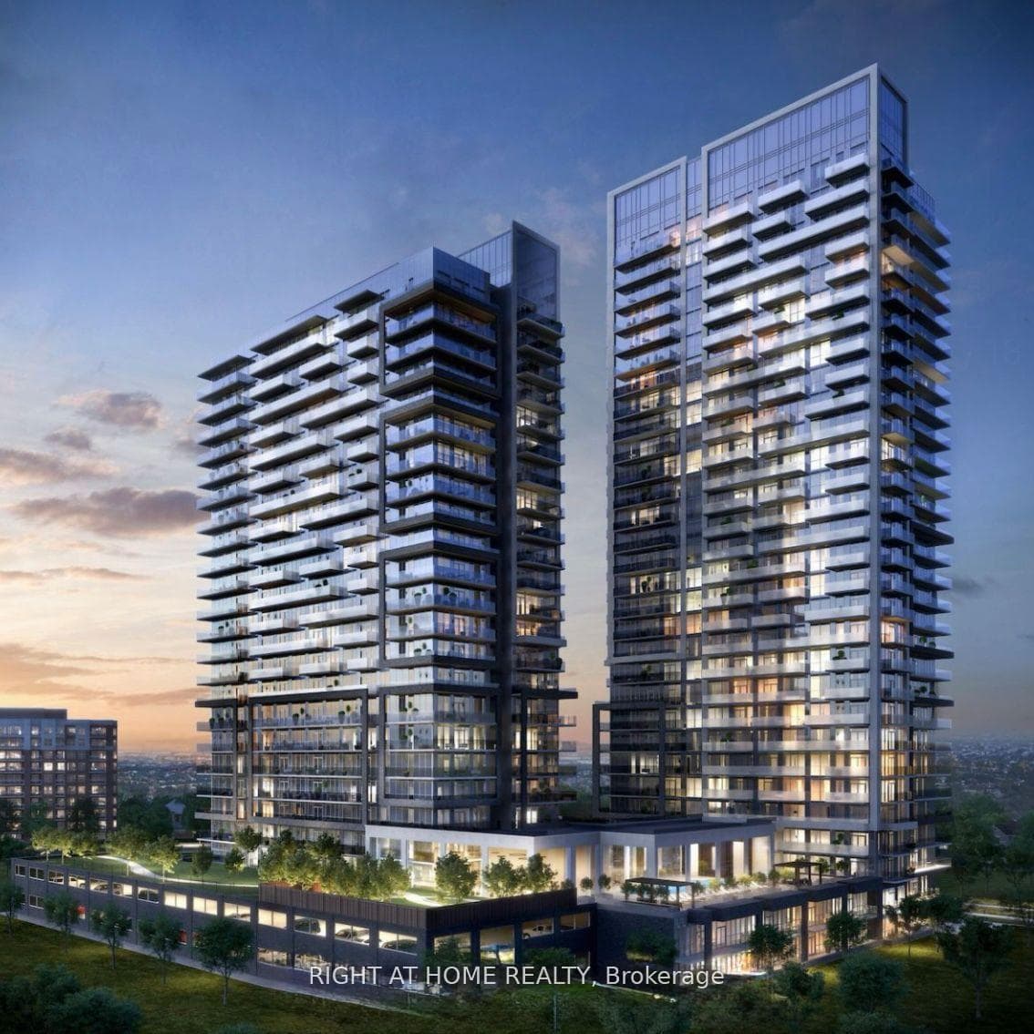 105 Oneida Crescent 2002, Richmond Hill, ON L4B 0H6