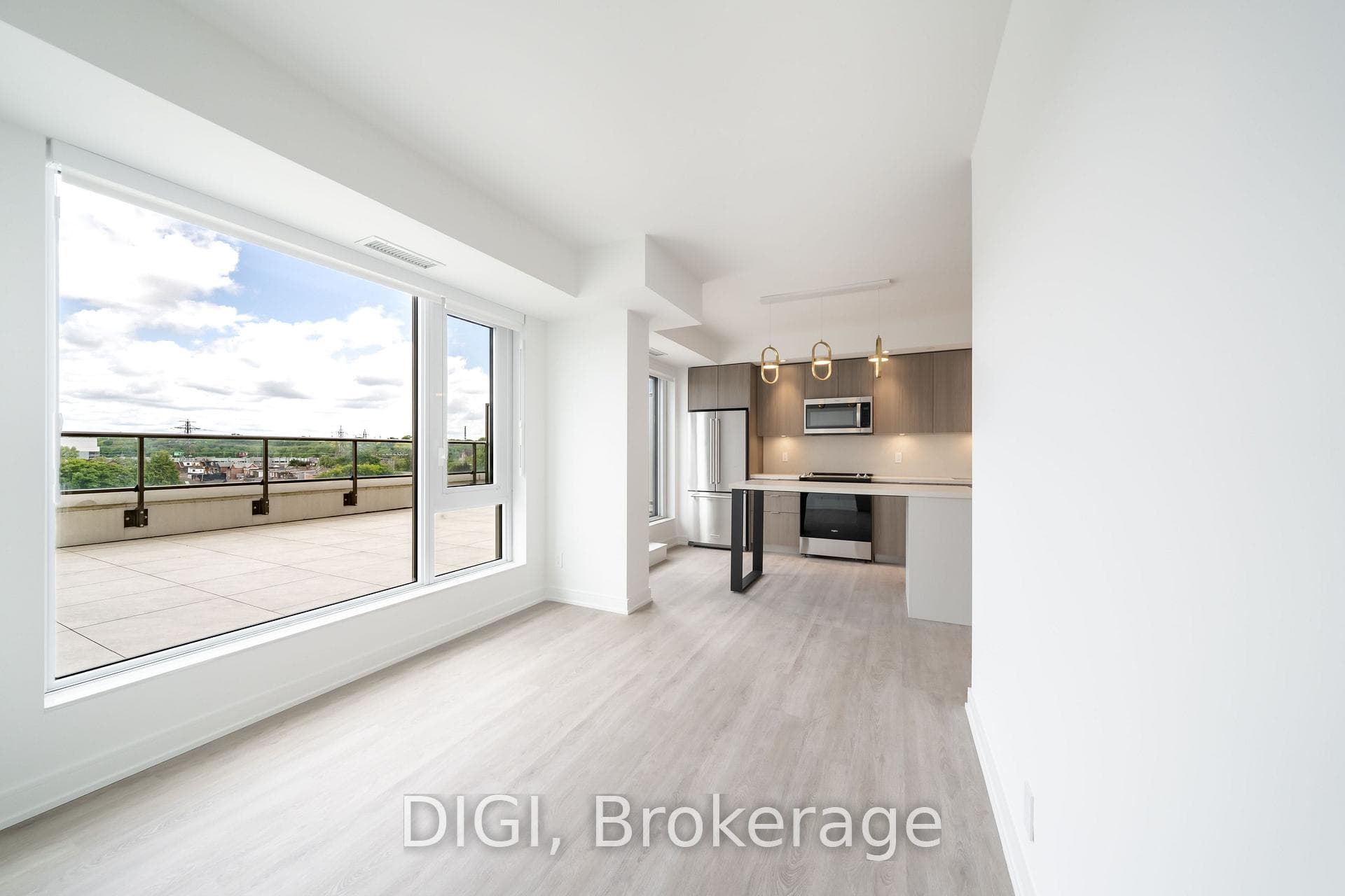 485 Perth Avenue W214, Toronto, ON M6N 0B9