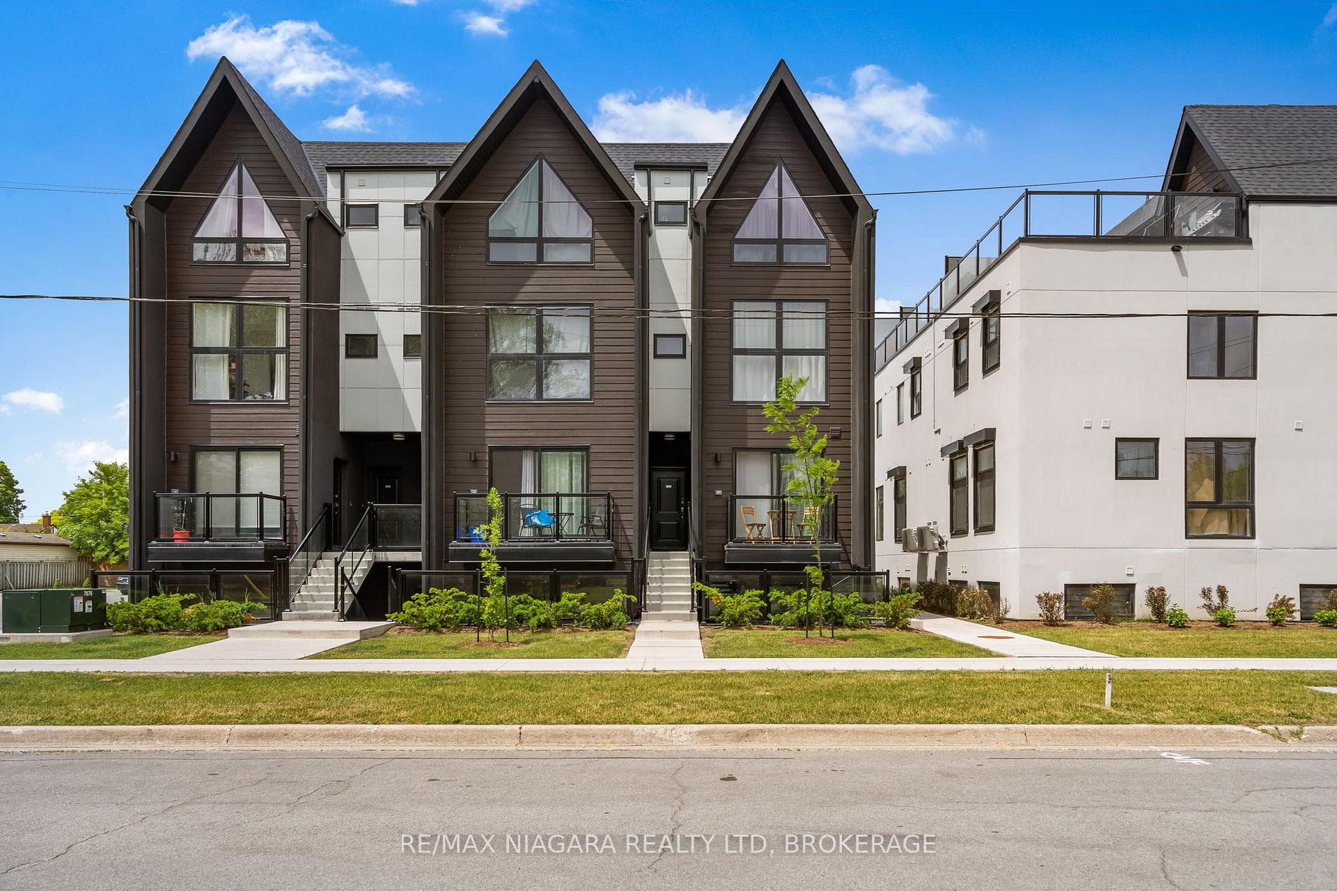 7277 Wilson Crescent 209, Niagara Falls, ON L2G 4S5