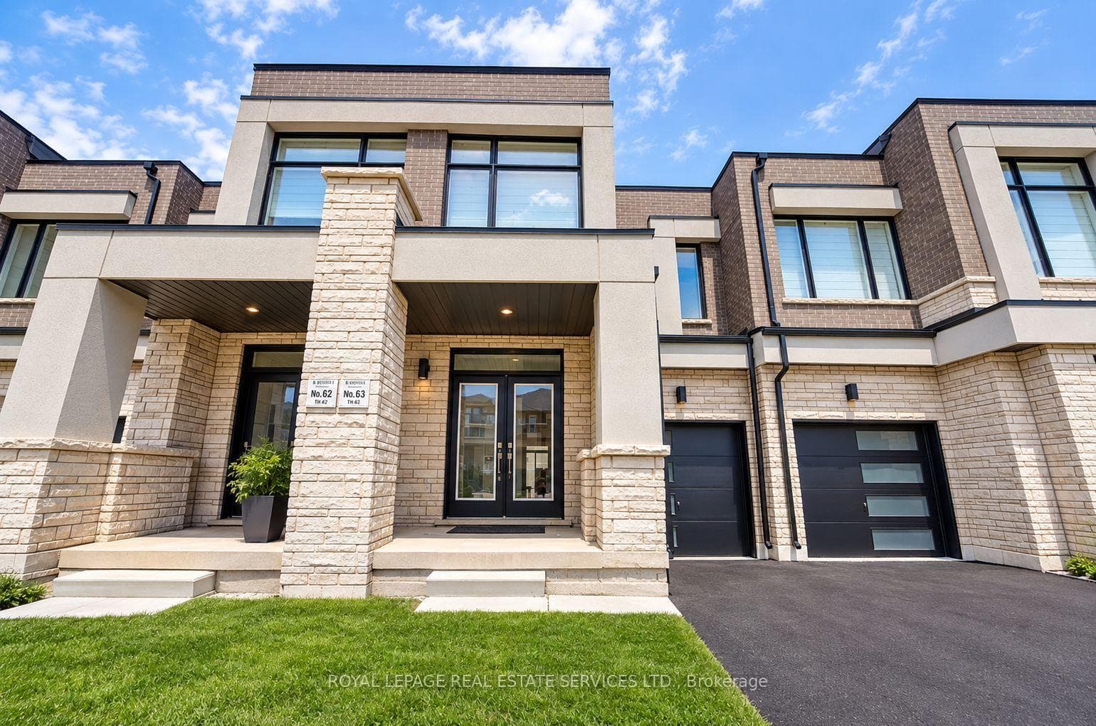 1182 Dartmouth Crescent, Oakville, ON L6H 8C3