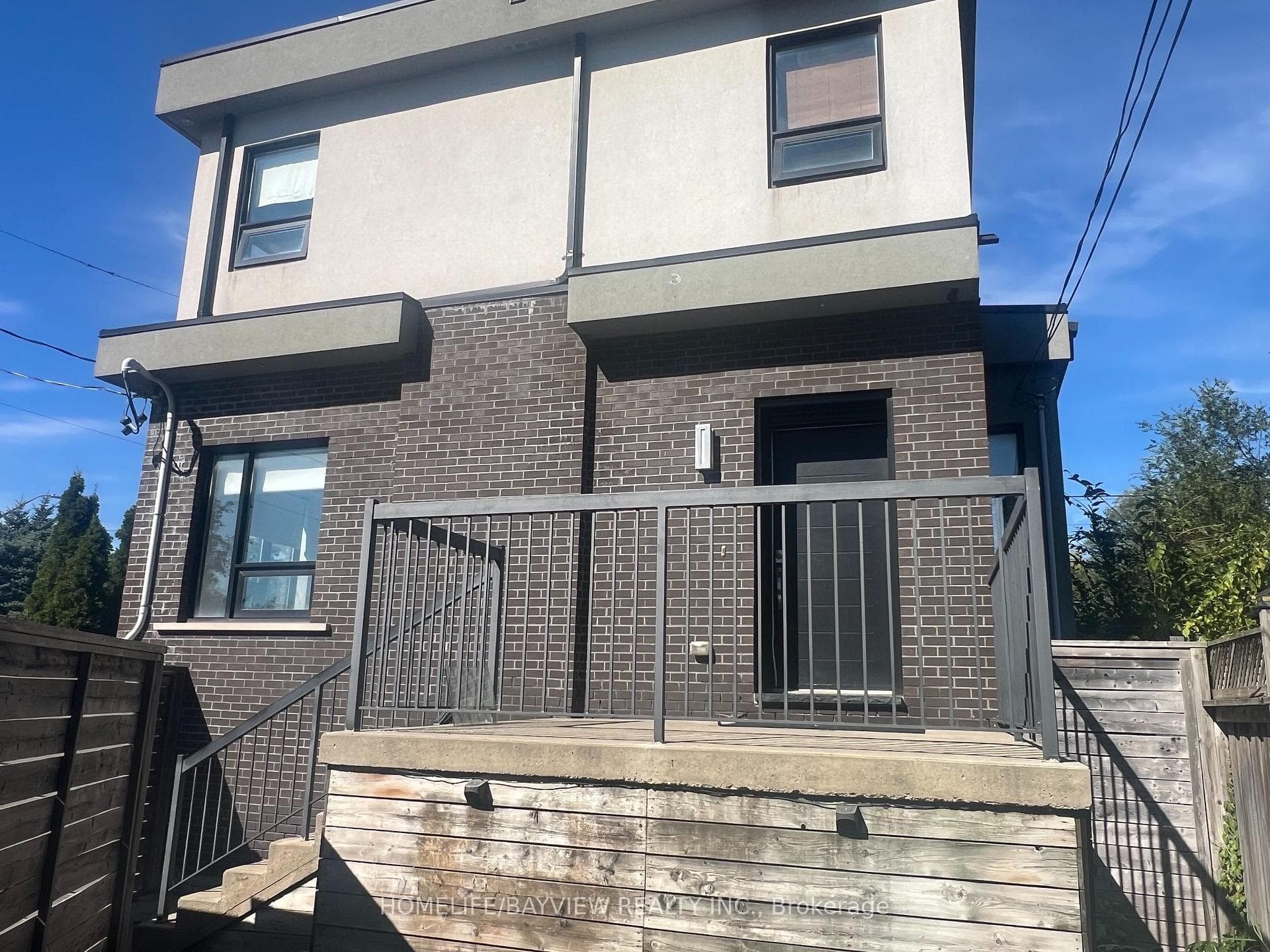 379 O'Connor Drive Unit 2, Toronto, ON M4J 2V9