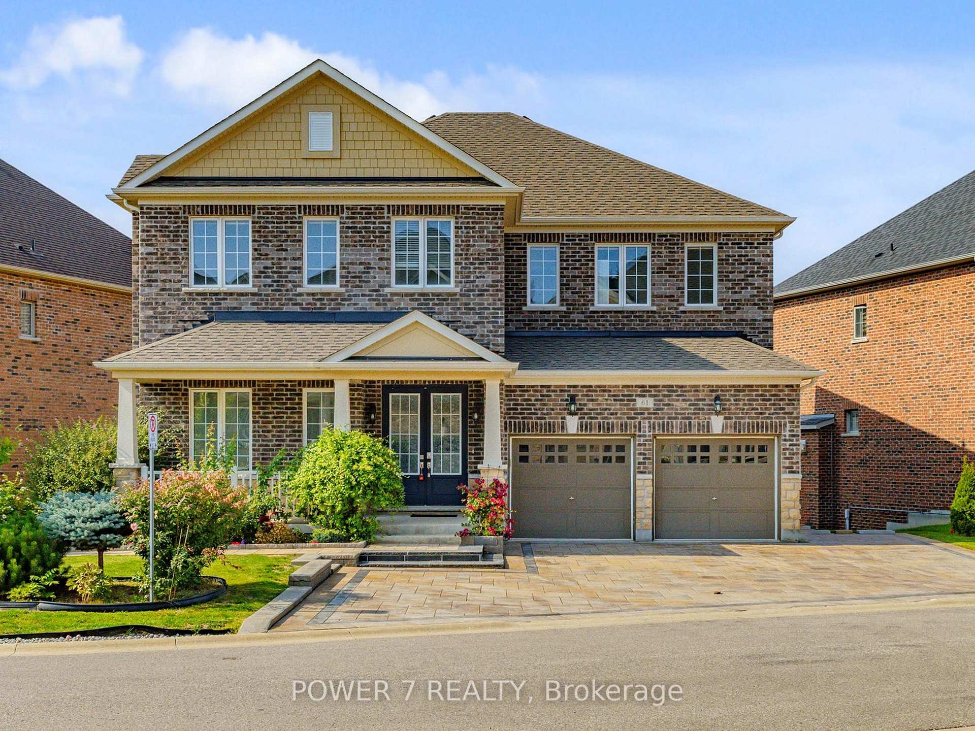 61 Match Point Court, Aurora, ON L4G 3J1