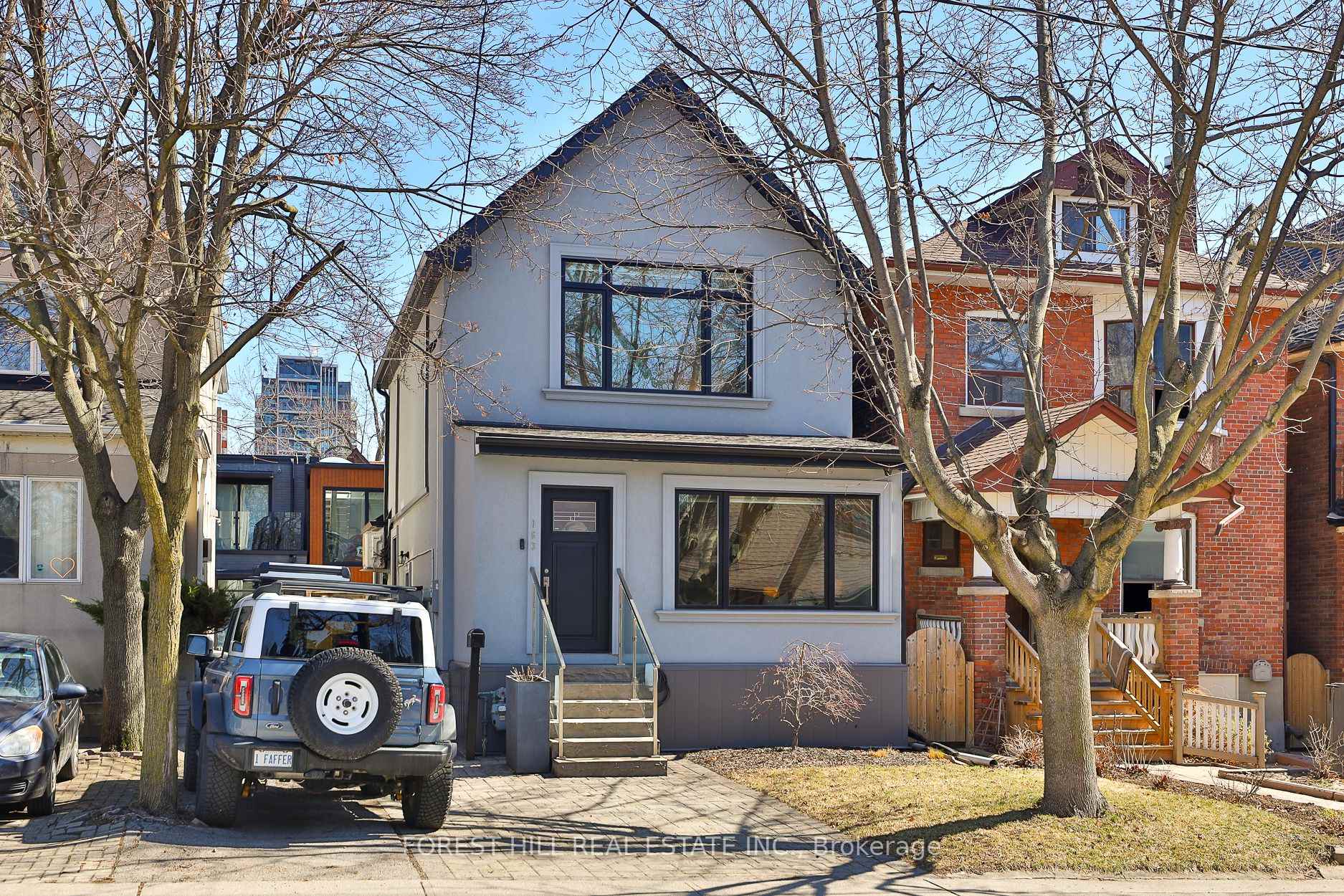 163 Wychwood Avenue, Toronto, ON M6C 2T4