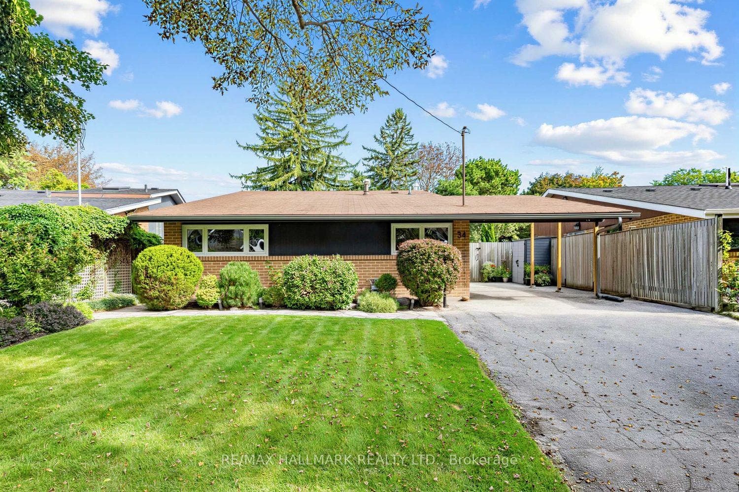 34 Dorcot Avenue, Toronto, ON M1P 3K2