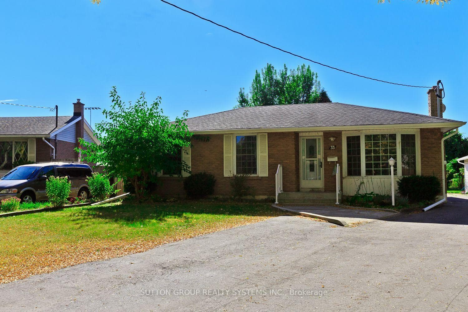 (BASEMENT) 40 Jacobson Avenue, St. Catharines, ON L2T 2Z7