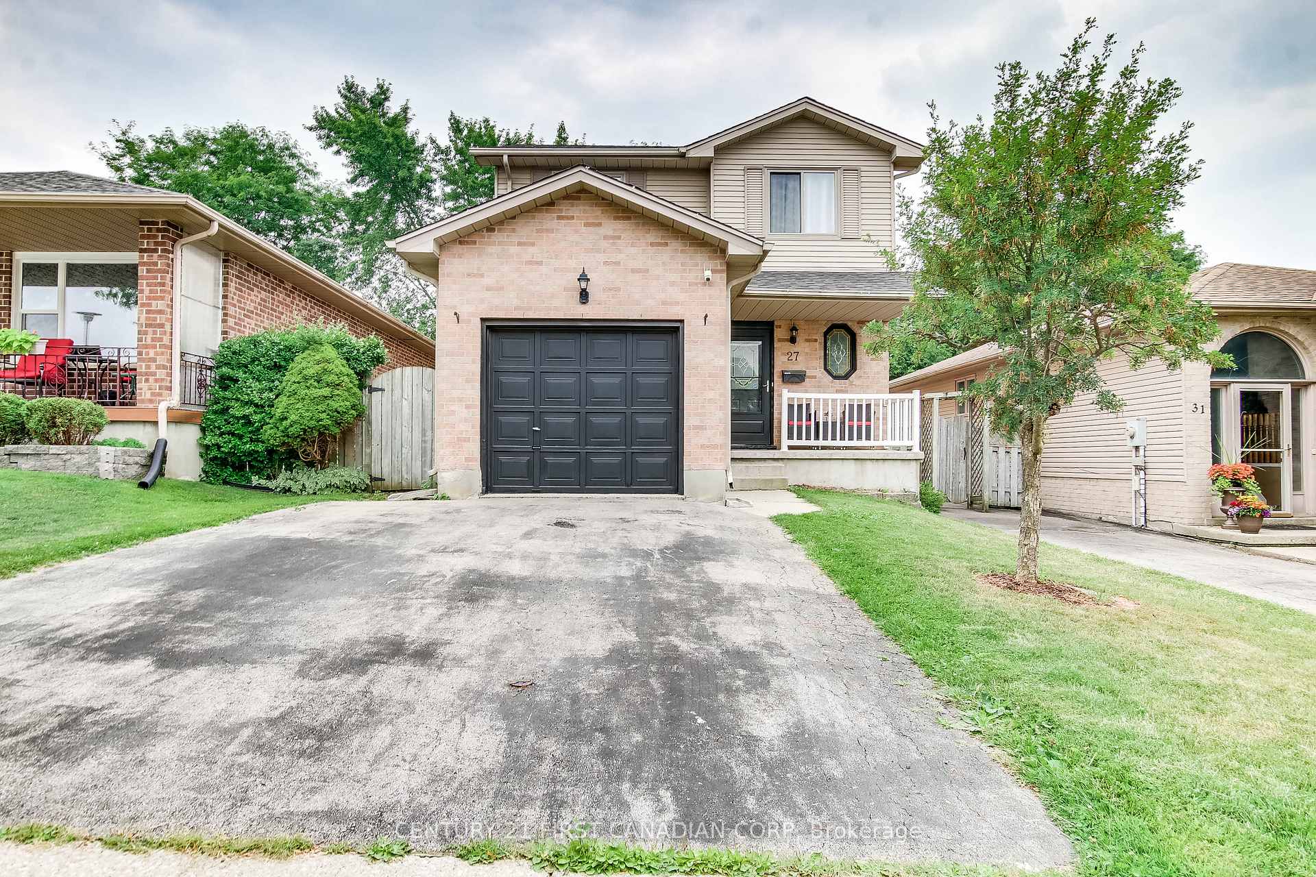27 Gerald Crescent, London South, ON N5Z 5A3