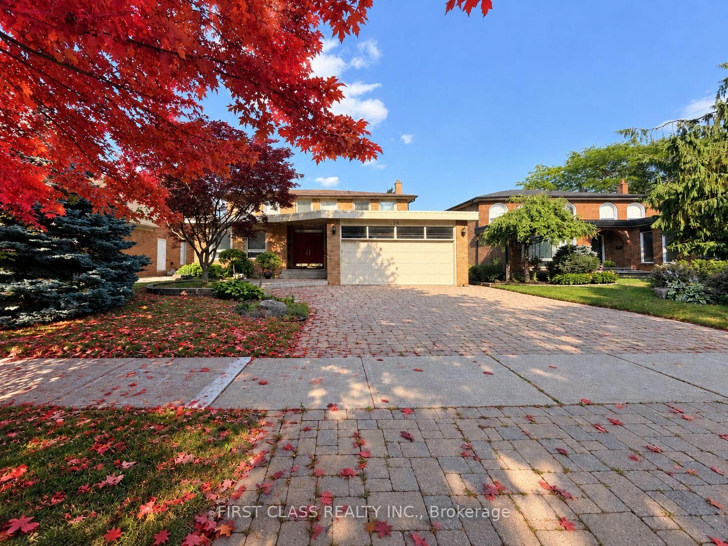 54 Magpie Crescent, Toronto, ON M2L 2E5