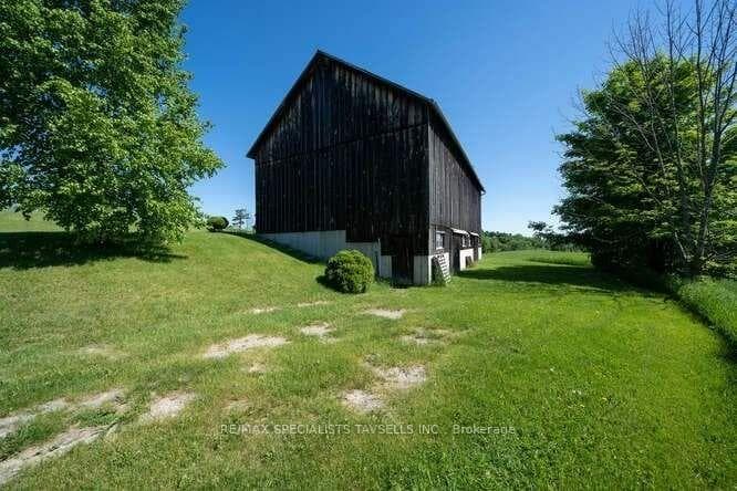 10817 Halls Lake Sd Rd Barn, Caledon, ON L7E 3N8