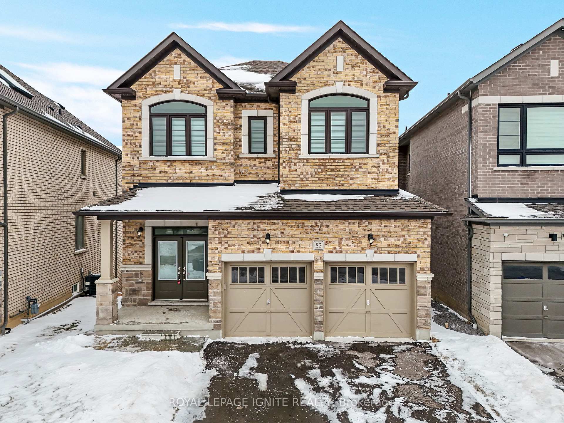 82 Closson Drive, Whitby, ON L1P 0M8