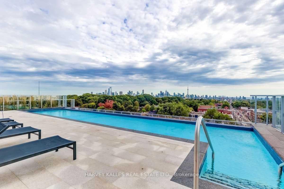 501 St Clair Avenue W 412, Toronto, ON M5P 0A2