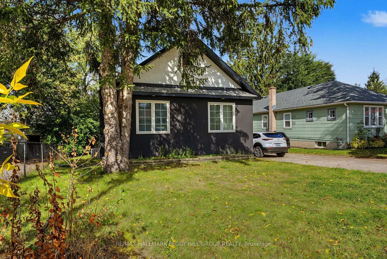 148 Penetang Street Lower, Barrie, ON L4M 1V8