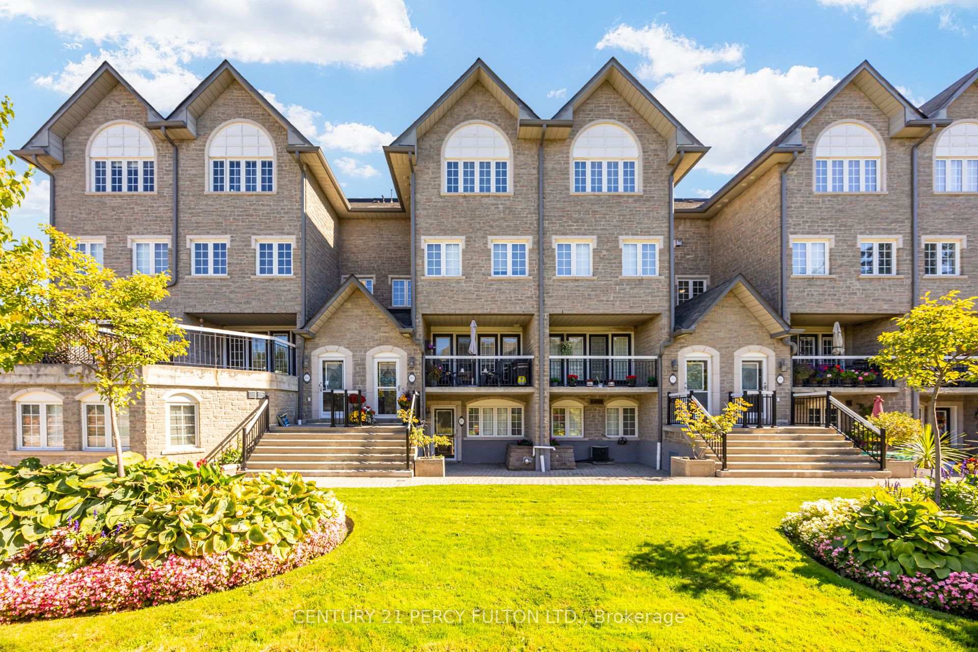 1995 Royal Road 115, Pickering, ON L1V 6V9