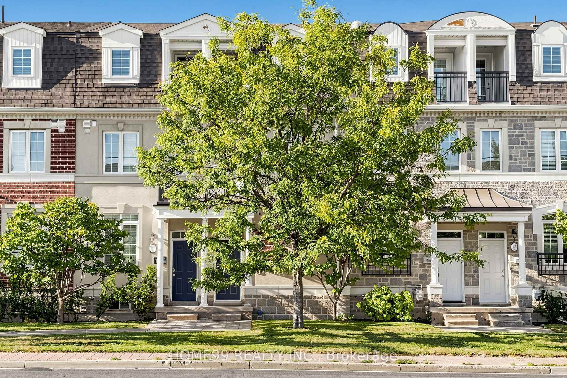136A Finch Avenue W, Toronto, ON M2N 2H9