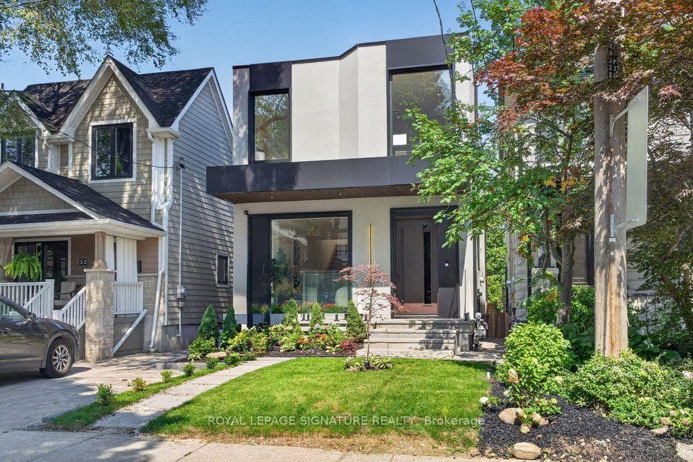 34 Northview Avenue, Toronto, ON M1N 1W1