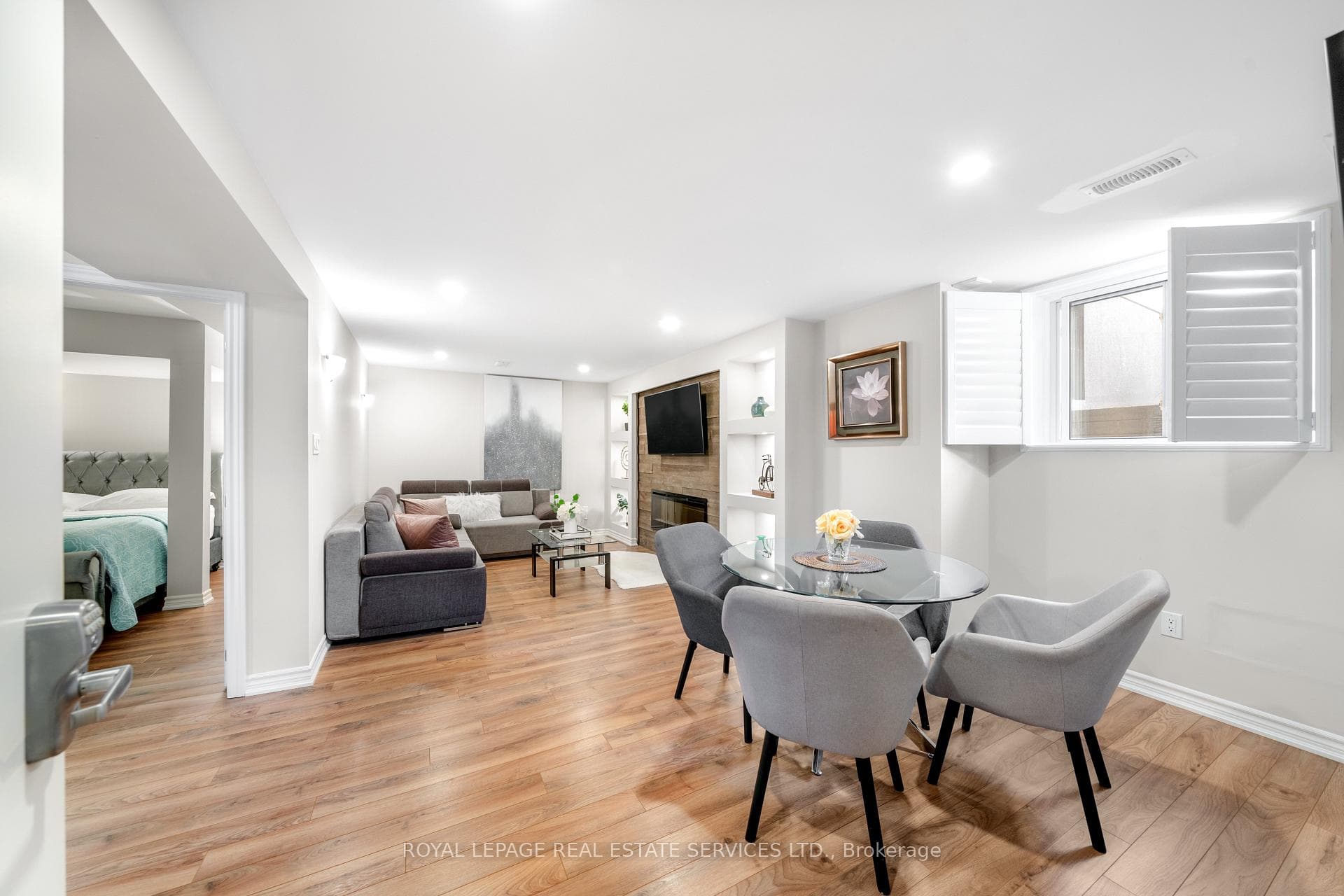 16 Embers Drive Bsmt Apt 2, Toronto, ON M9C 3E5