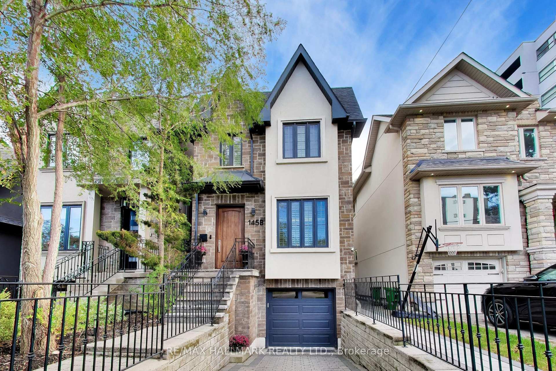 145B Bannockburn Avenue, Toronto, ON M5M 2N4