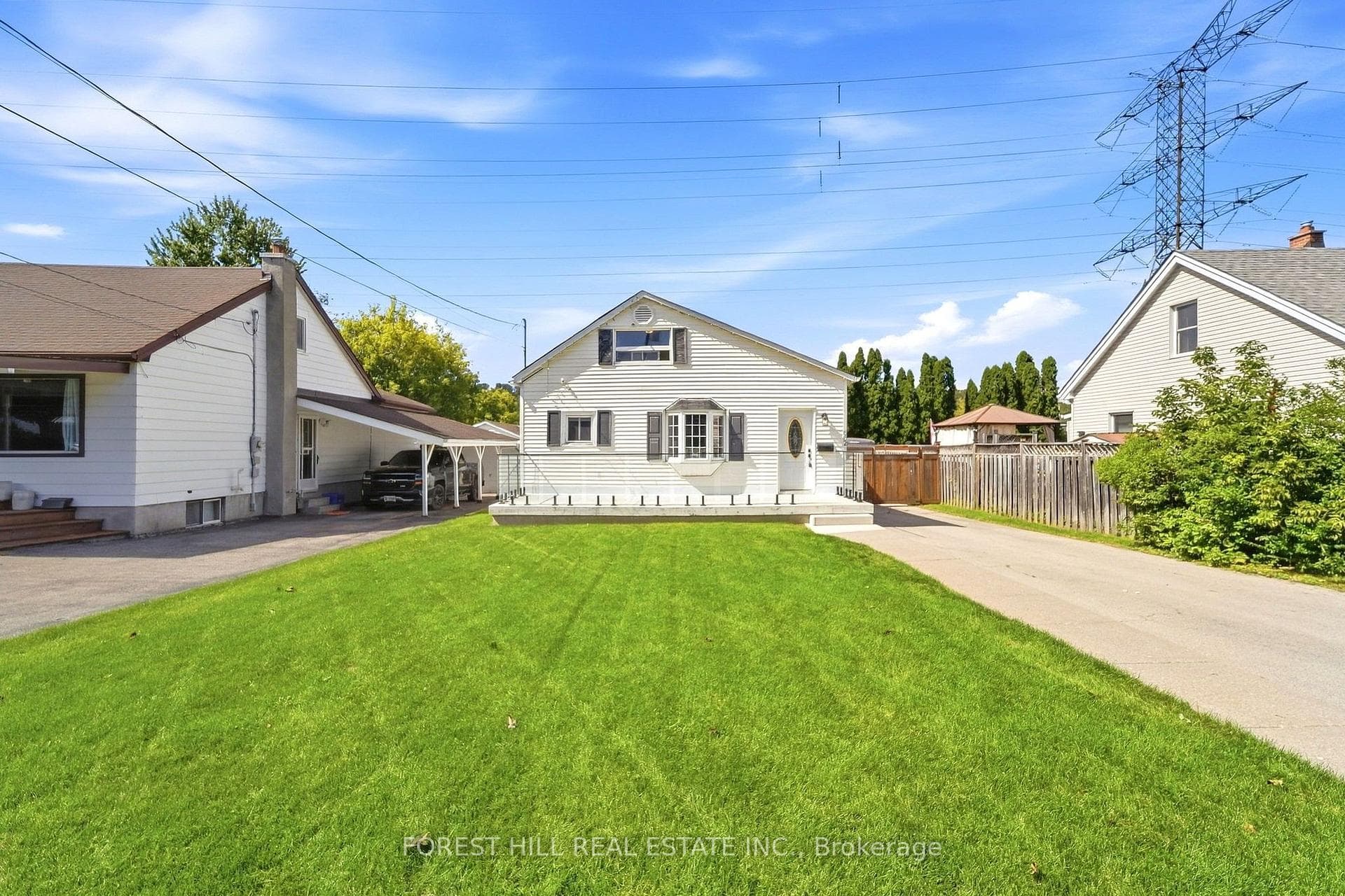 662 Cochrane Road, Hamilton, ON L8K 3H8
