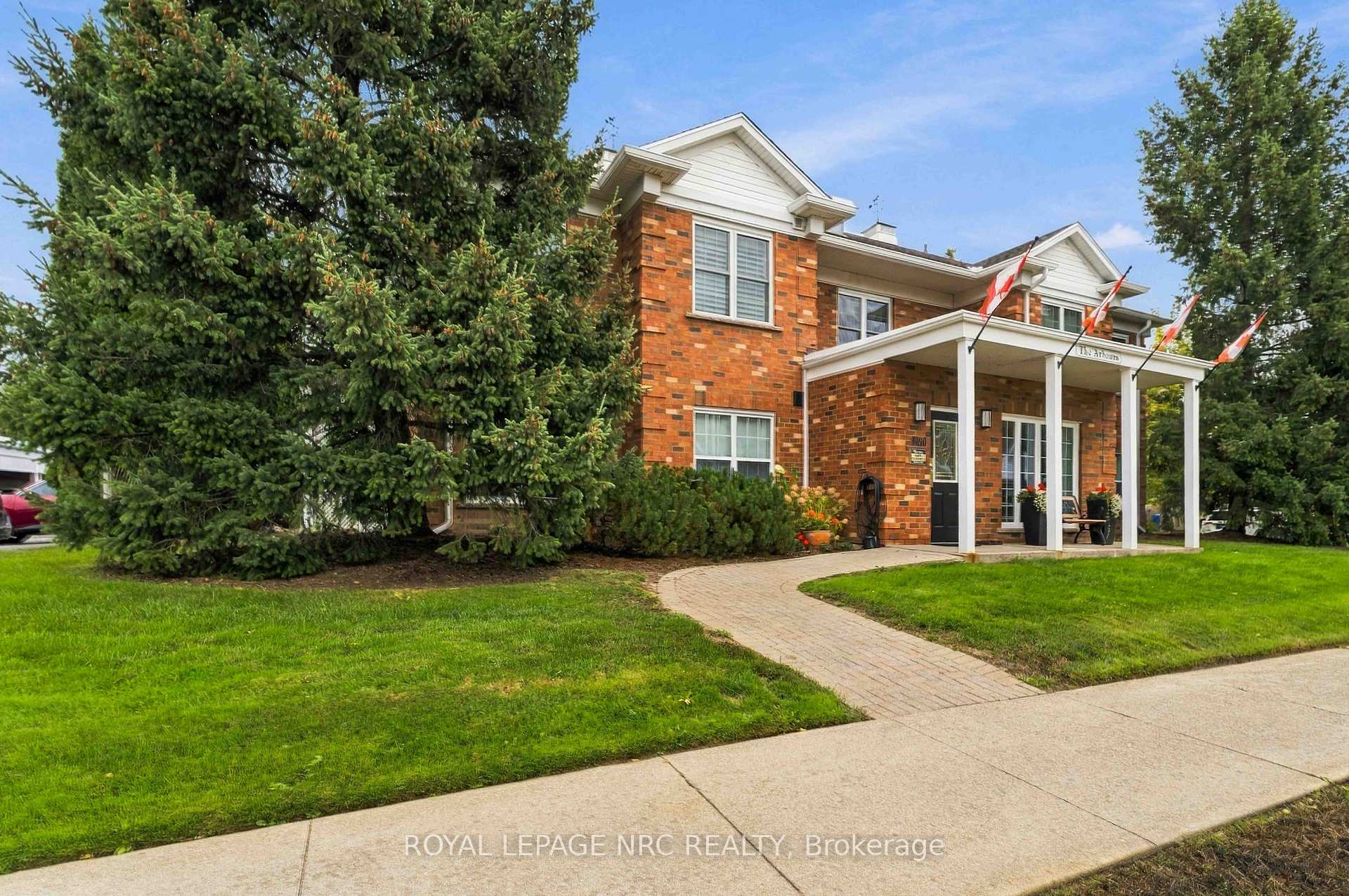 4090 JOHN CHARLES Boulevard 205, Lincoln, ON L0R 2C0