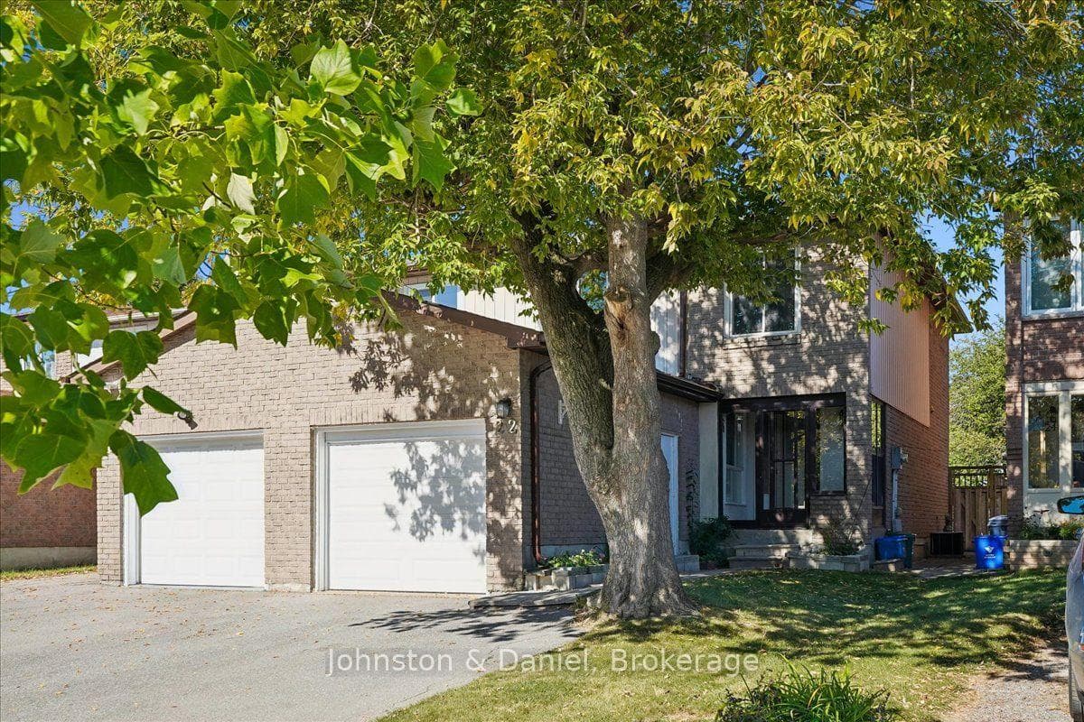 22 Fieldview Crescent, Markham, ON L3R 3H7