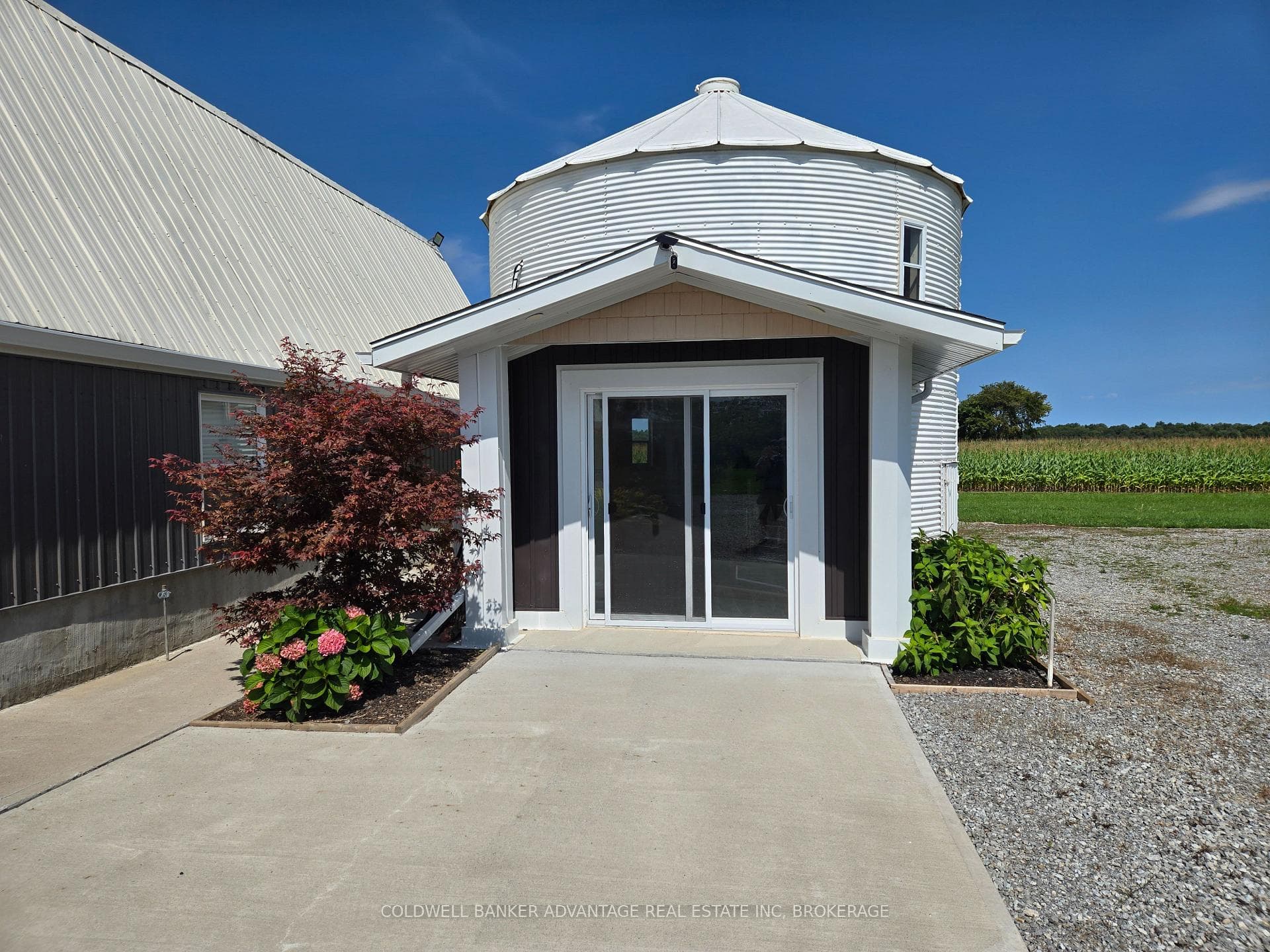 8731 Ridge Road, Niagara Falls, ON L3B 5N7