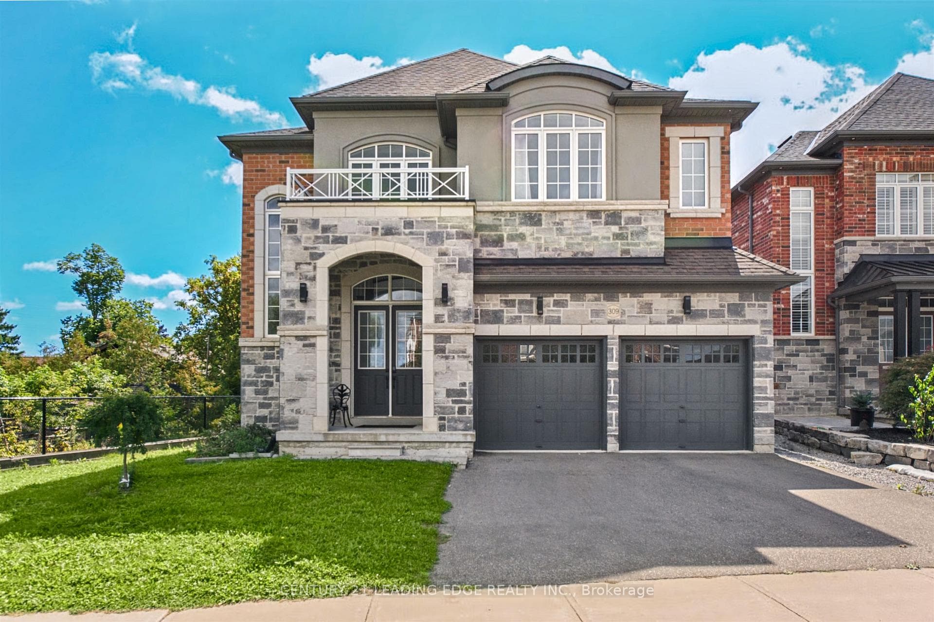 309 Gibson Circle, Bradford West Gwillimbury, ON L3Z 0X2