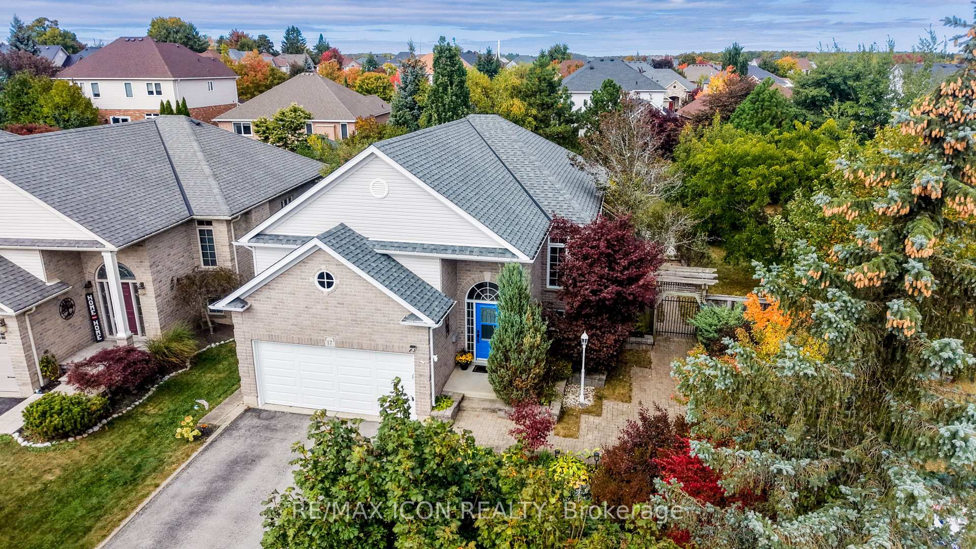 17 Kingsley Road, Halton Hills, ON L7J 2Z5
