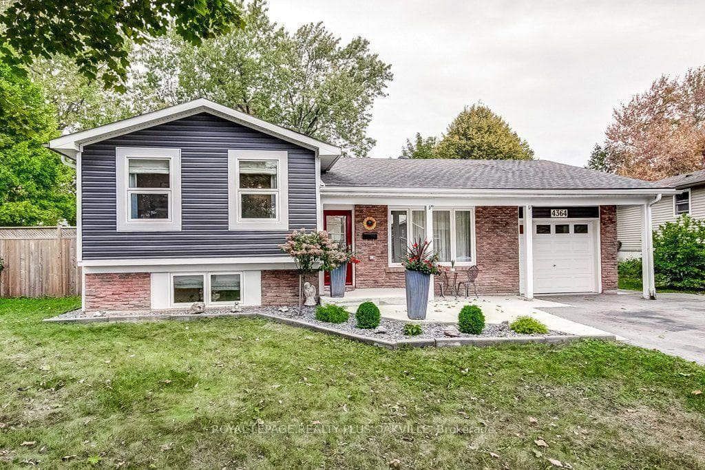 4364 Ayr Place, Burlington, ON L7L 2A2