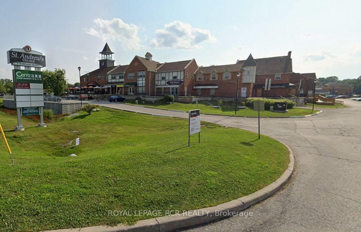 2 Orchard Heights Boulevard 19-21, Aurora, ON L4G 6T5