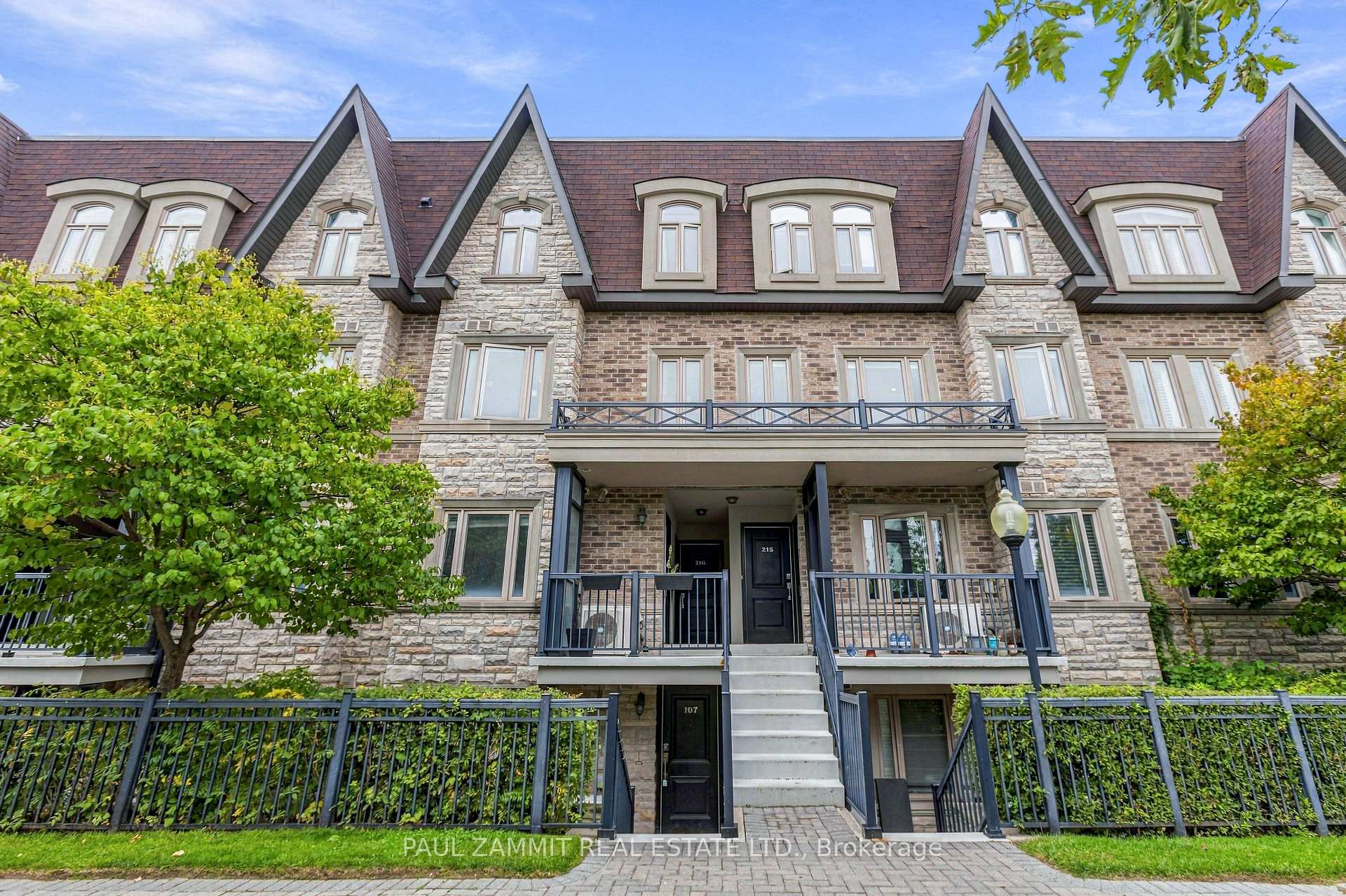 320 John Street 217, Markham, ON L3T 0B1