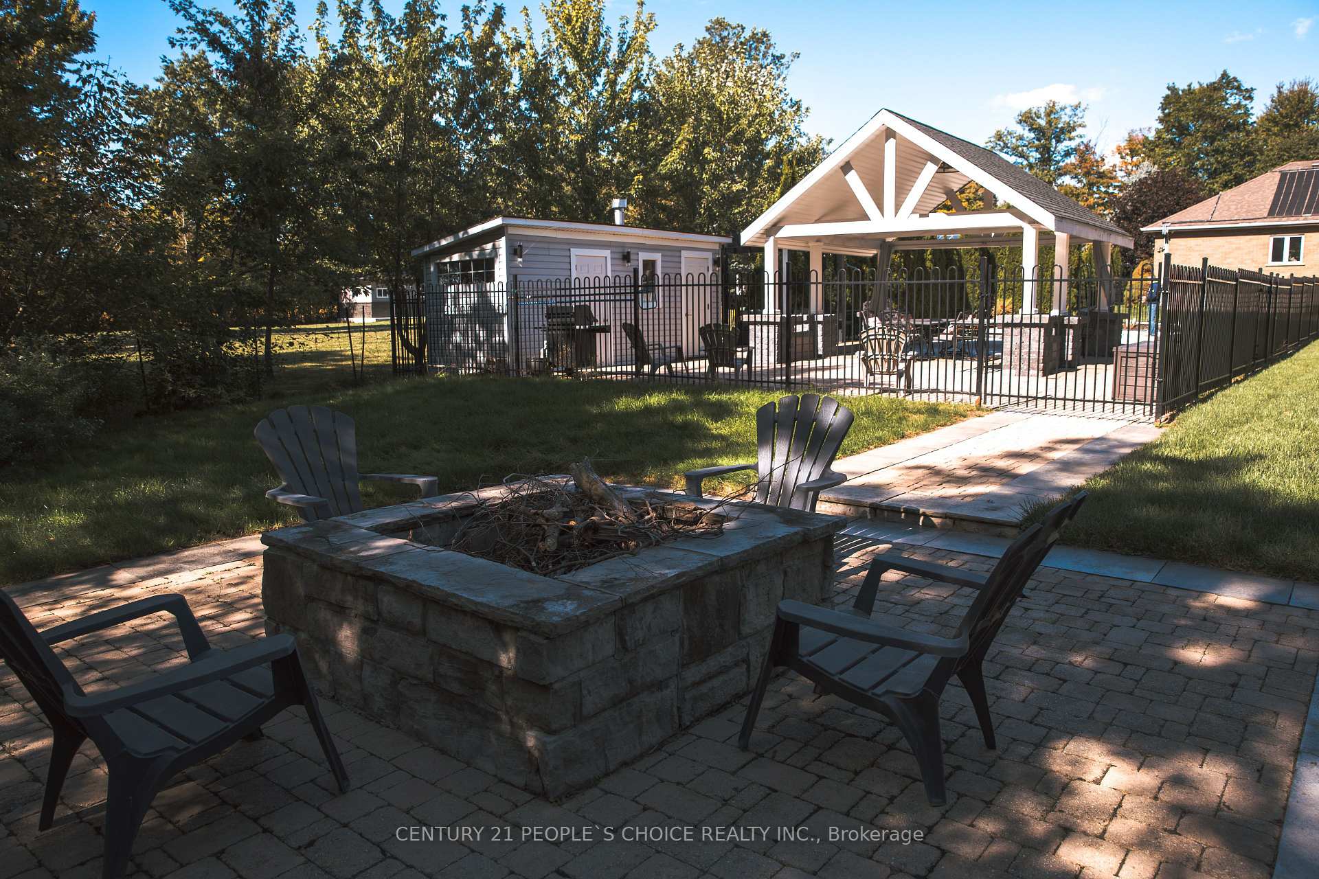 15550 5 Side Road, Halton Hills, ON L0P 1K0