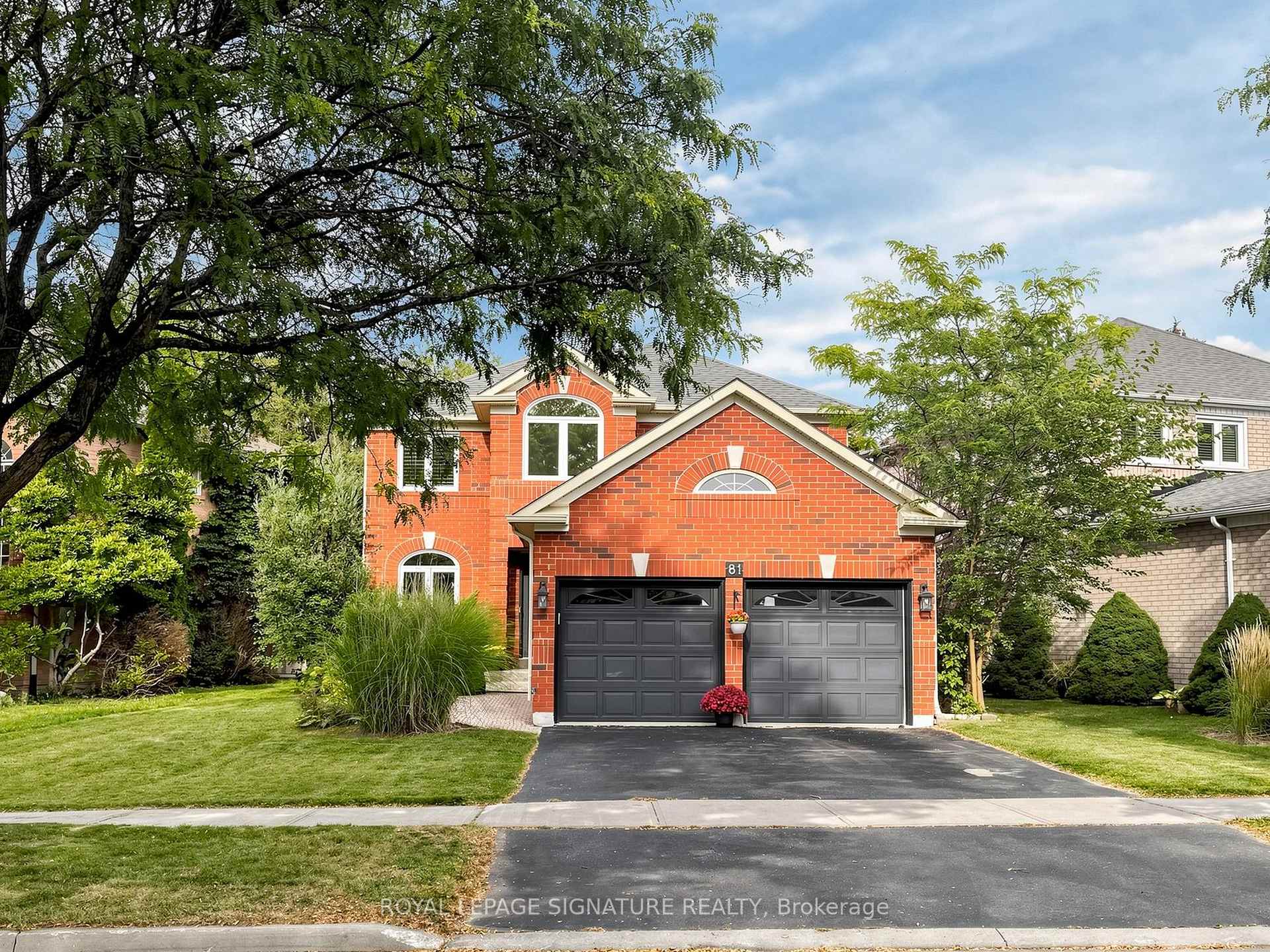 81 Pinnacle Trail, Aurora, ON L4G 7G6