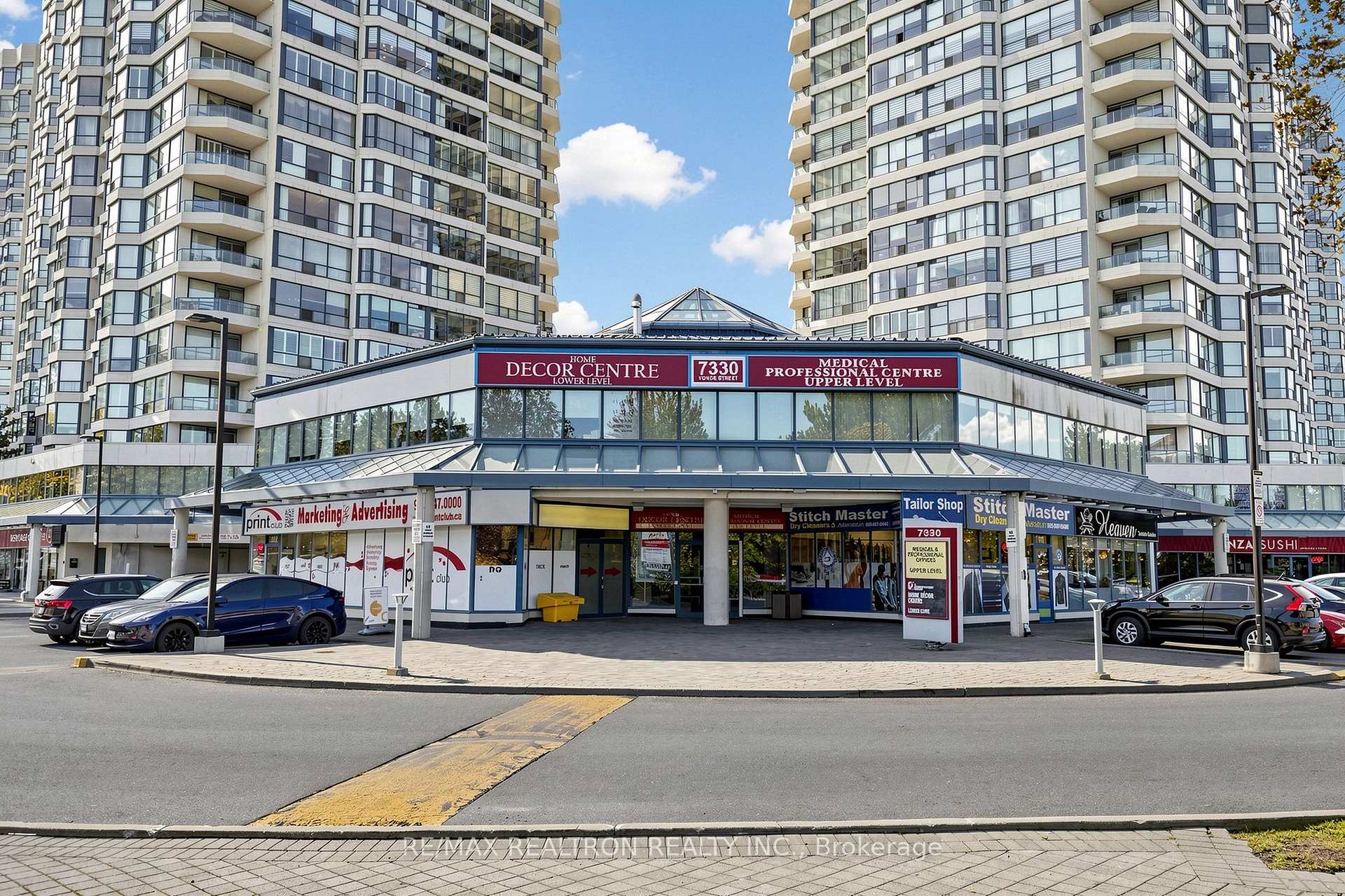 7300 Yonge Street 1810, Vaughan, ON L4J 7Y5