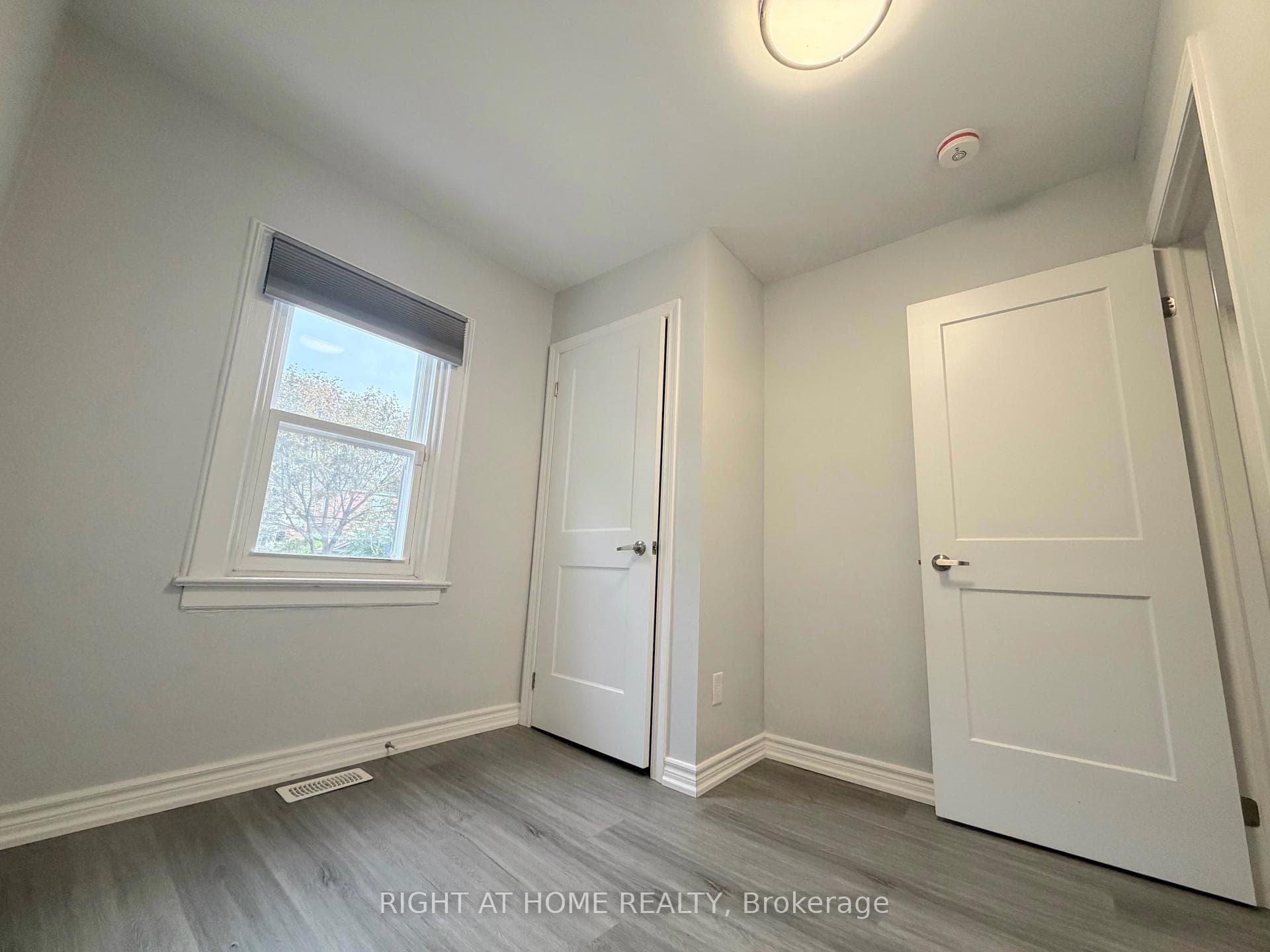 408 Strathmore Boulevard Upper, Toronto, ON M4C 1N5