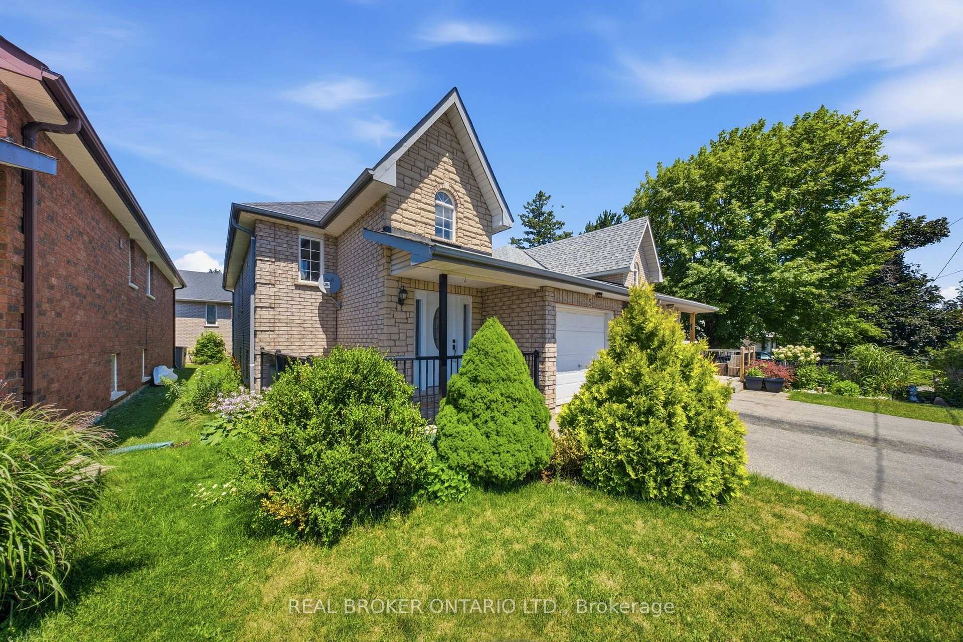 5 John Harvey Street, Uxbridge, ON L9P 1C3
