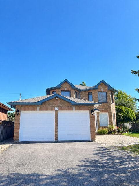 17 LANG Drive, Barrie, ON L4N 7X9