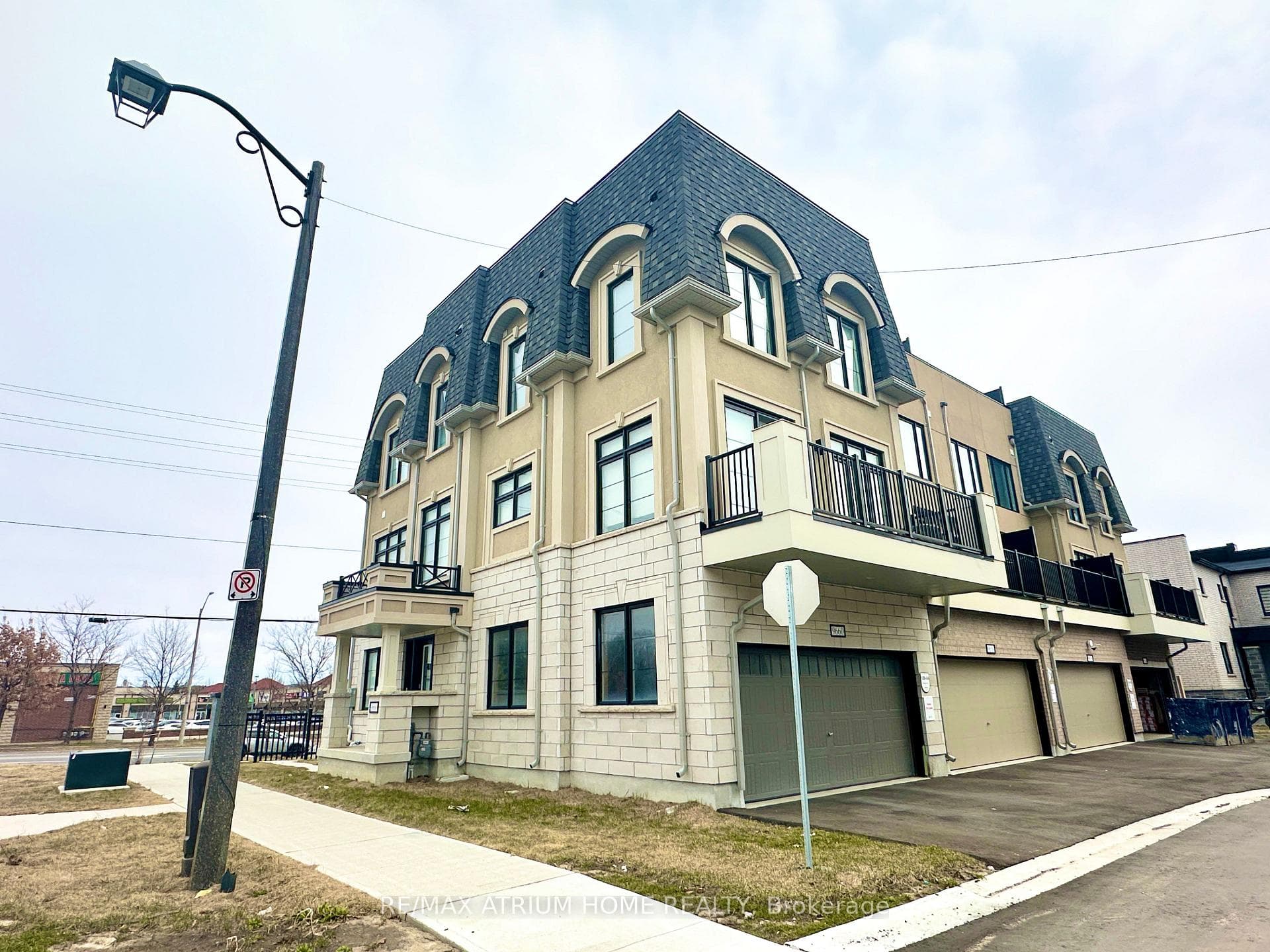 9660 Kennedy Road, Markham, ON L6C 3J7