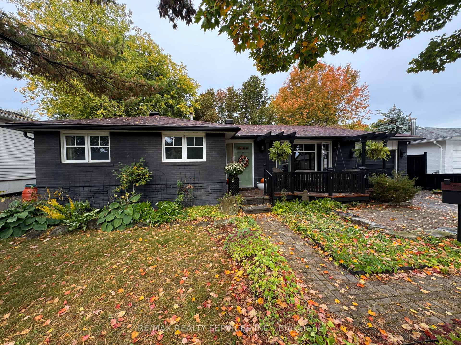 82 Edelwild Drive, Orangeville, ON L9W 2Y7