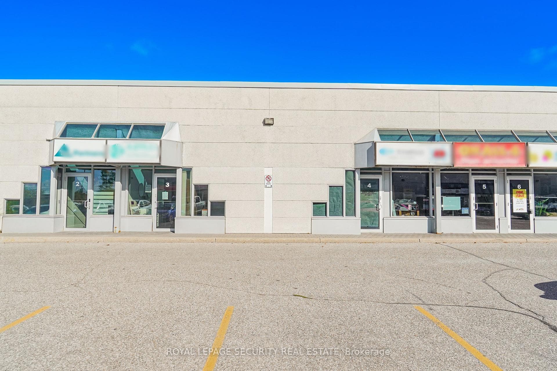 17817 Leslie Street 3 & 4, Newmarket, ON L3Y 8C6