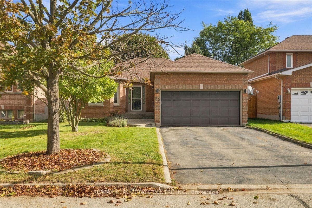 22 Birchway Place, Halton Hills, ON L7J 2X4